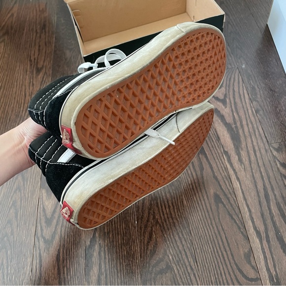Black vans high top sneakers - Picture 4 of 5
